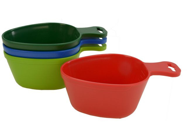 BildeKåsa / kopp i hård plast,sorterade färg.