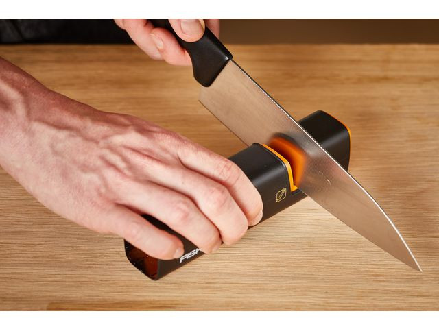 Knivslip FISKARS Edge roll-sharp 16,5cm