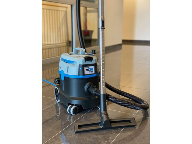 Dammsugare ACTIVA 2020 Rewind System
