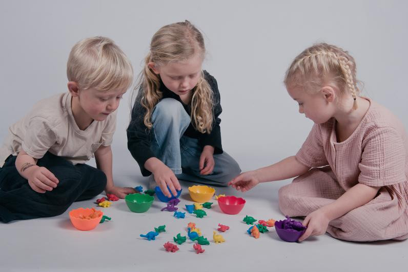 Räkna sortera Dinosaurier 60 st