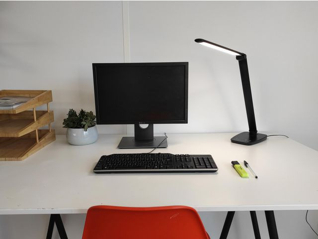 Lampa UNILUX Twist LED svart