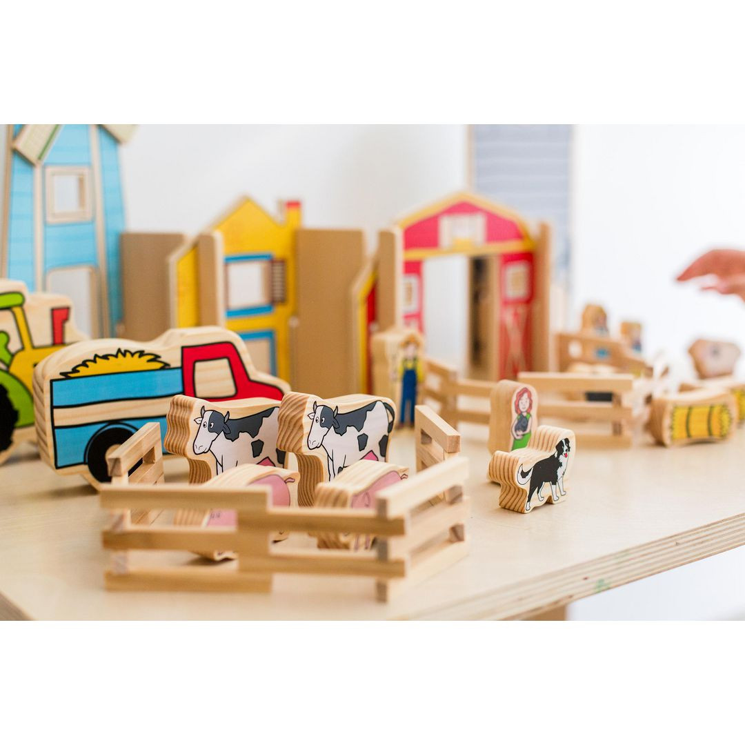 BildeBondgård och djur i trä 26/fp